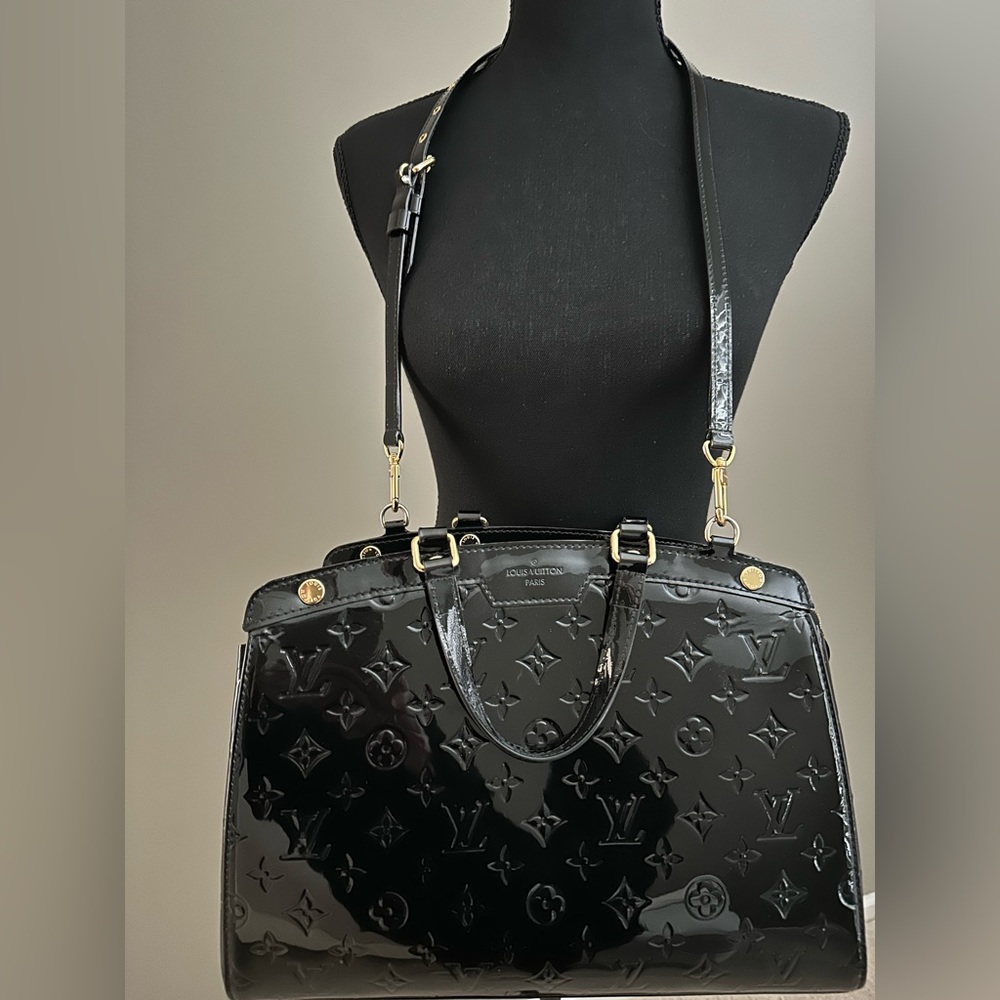 BREA MM Louis Vuitton Bag🖤